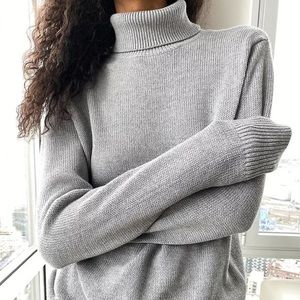 Aritzia TNA York Turtleneck Sweater XXS